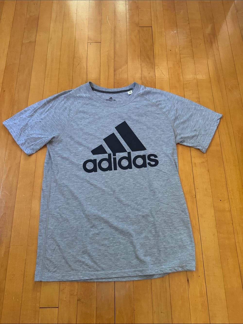 adidas ultimate big logo grey Crew Neck Tee men’s L